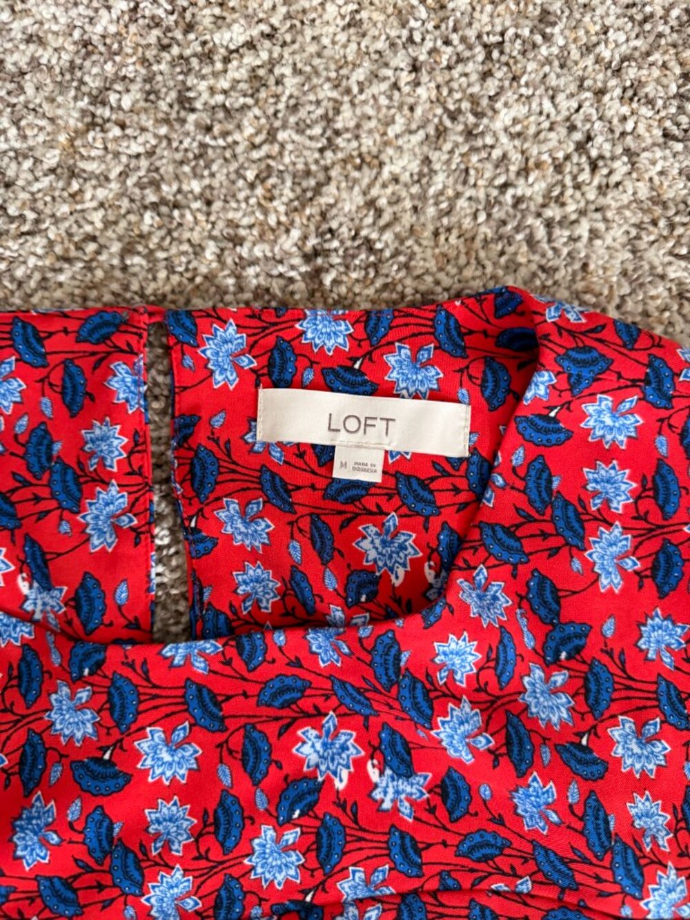 Red Floral Pattern Dress - Picture 2 of 9